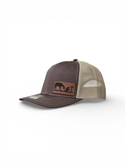 Richardson 112 Trucker Hat – Praying Cowboy Leather Patch qorgeous