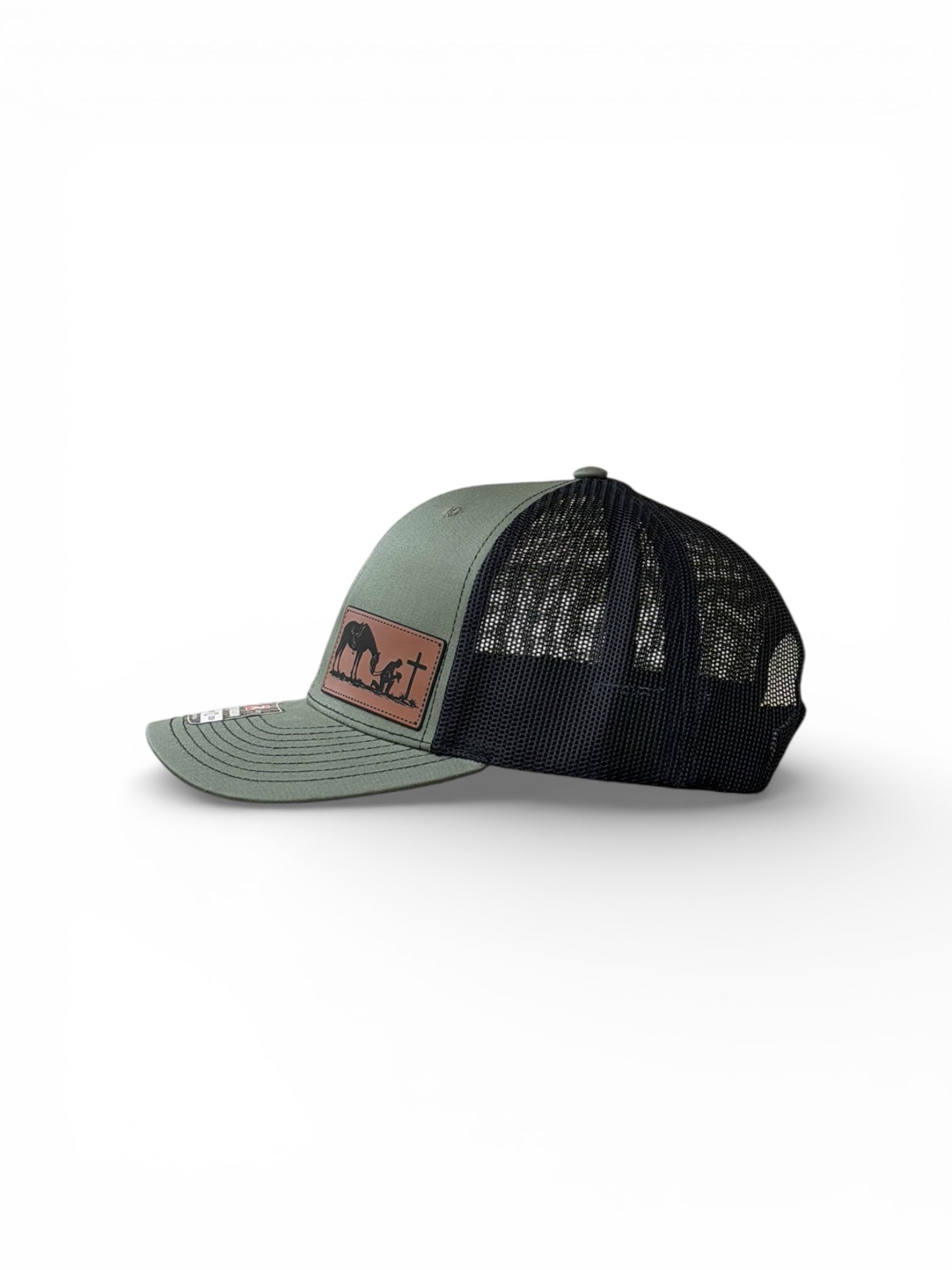 Richardson 112 Trucker Hat – Praying Cowboy Leather Patch qorgeous